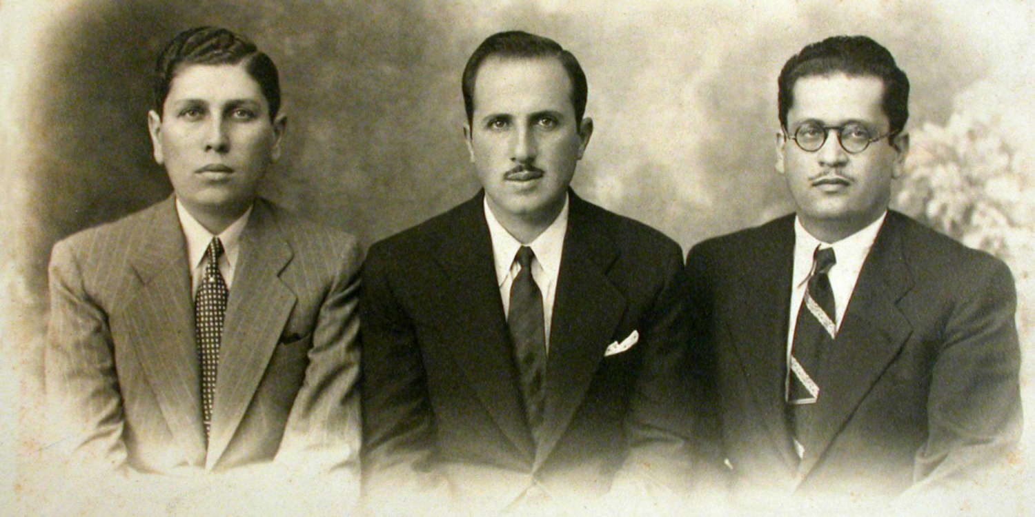 1928 | Os libaneses João Pedro Cassab, Elias Cassab e Mansur Cassab, recém-chegados ao Brasil, fundam a empresa João Pedro Cassab & Companhia em Morro Grande, no distrito de Rio Claro, SP.